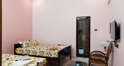 V L S HOLIDAY HOME Room Type - Suite Room