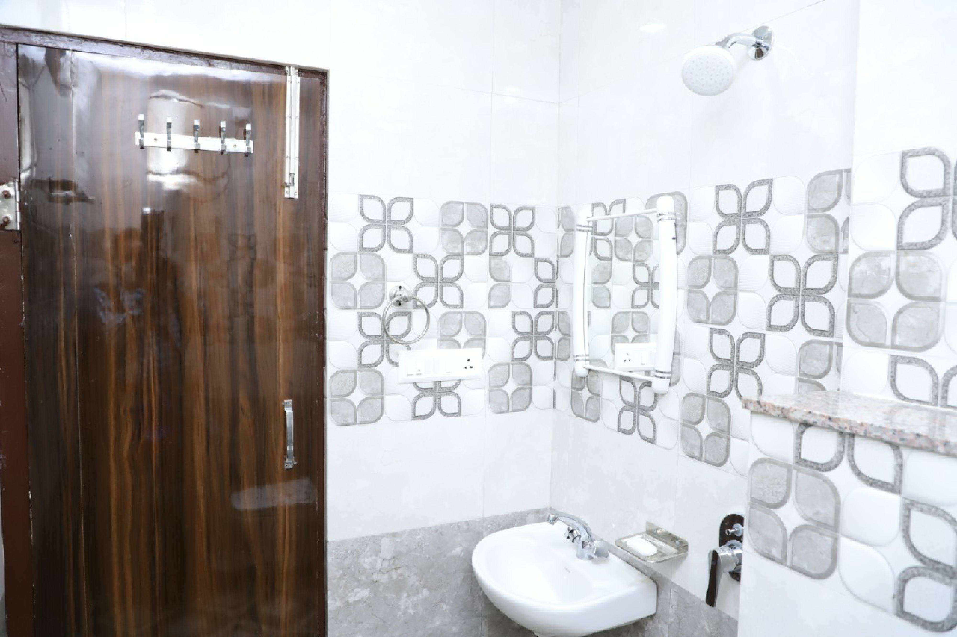 Hotel Sheeba - Tap to explore photos