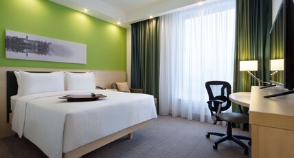 HAMPTON BY HILTON MINSK CITY CENTRE Room Type - KING ROOM NON SMOKING