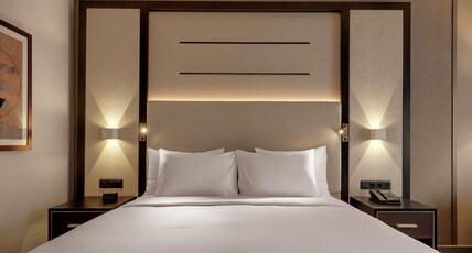 Hilton Munich City Room Type - KING ACCESSIBLE ROOM