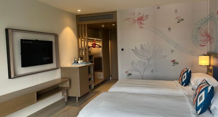 The Crown, Bhubaneswar - IHCL SeleQtions Room Type - Superior Room Twin Bed