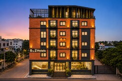 S by Z Hotels, HSR