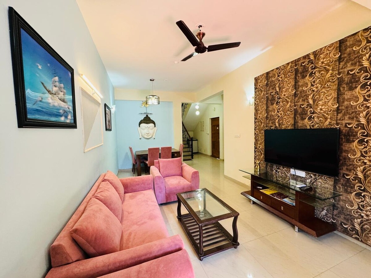 Villa 4 bhk Near Baga Beach - Tap to explore photos