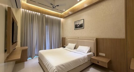 Hotel Krushnakunj Room Type - Standarad Double Bed