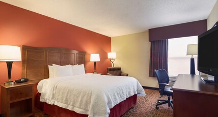 Hampton Inn by Hilton Shawnee Room Type - 1 QUEEN BED NONSMOKING