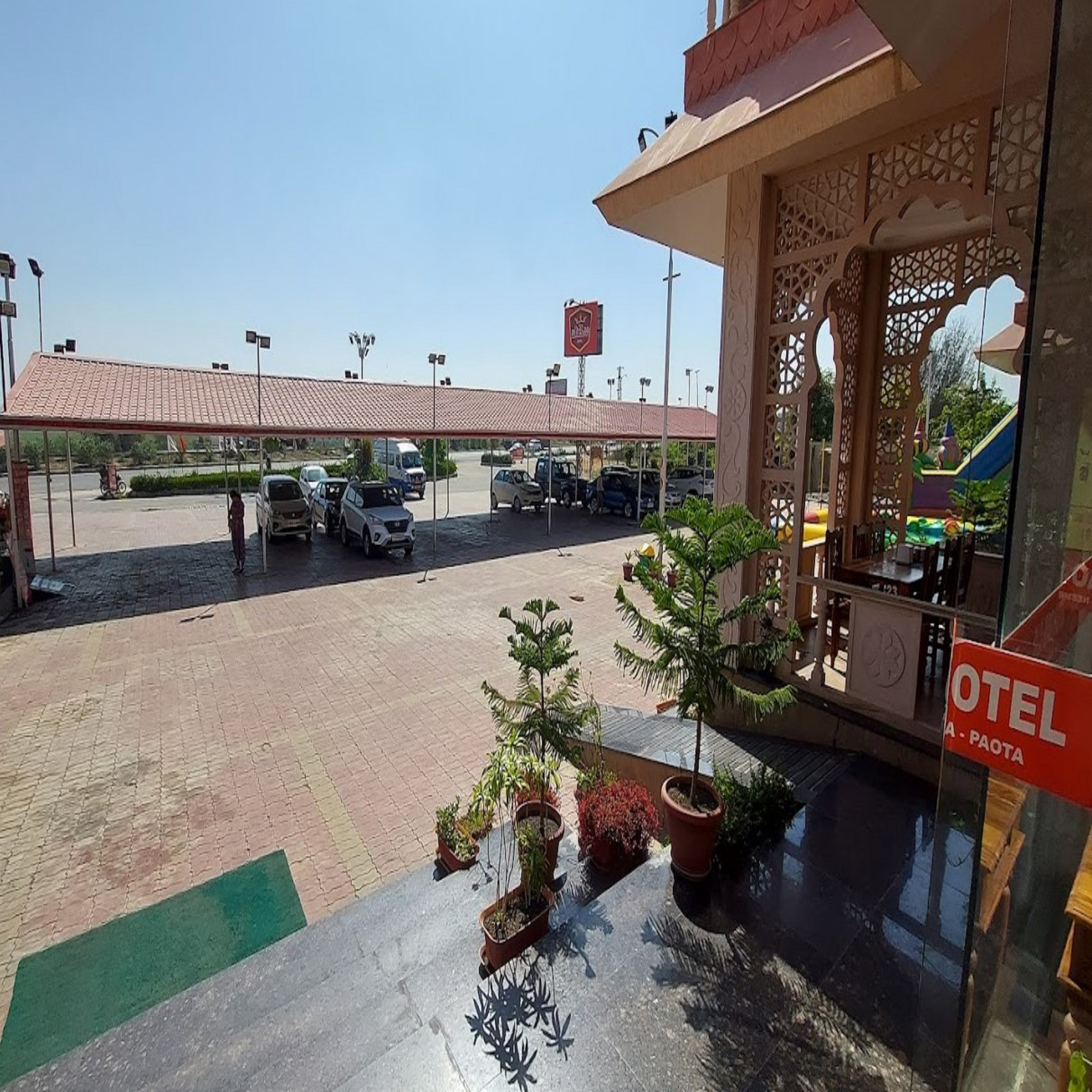Hotel Old Rao Paota - Tap to explore photos