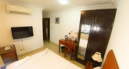Riverside Hotel Phnom Penh Room Type - Standard Double with Window Riverside Hotel Phnom Penh Room Type - Standard Double with Window