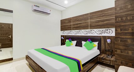 Itsy Hotels Anjali Mahal, 500 Mtrs From Mathura Railway Station Room Type - Standard Room