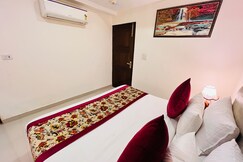 Address of Hotel The Paramont Near Delhi IGI Airport