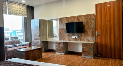 Hotel Sky Nest Room Type - Luxury Rooms With Panoramic City Highway View