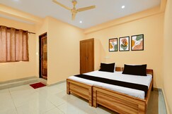 Spot ON Hotel Gyanvi Palace