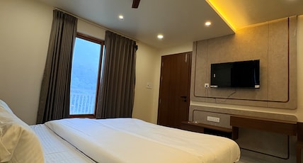 Sittong Aura Room Type - Deluxe Mountain View Room