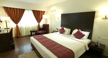 Best Western Ramachandra Room Type - 1 King Bed, Non-Smoking, Premium Room, Flat Screen Television, Safe, Mini Bar, Wi-Fi, Full Breakfast Best Western Ramachandra Room Type - 1 King Bed, Non-Smoking, Premium Room, Flat Screen Television, Safe, Mini Bar, Wi-Fi, Full Breakfast