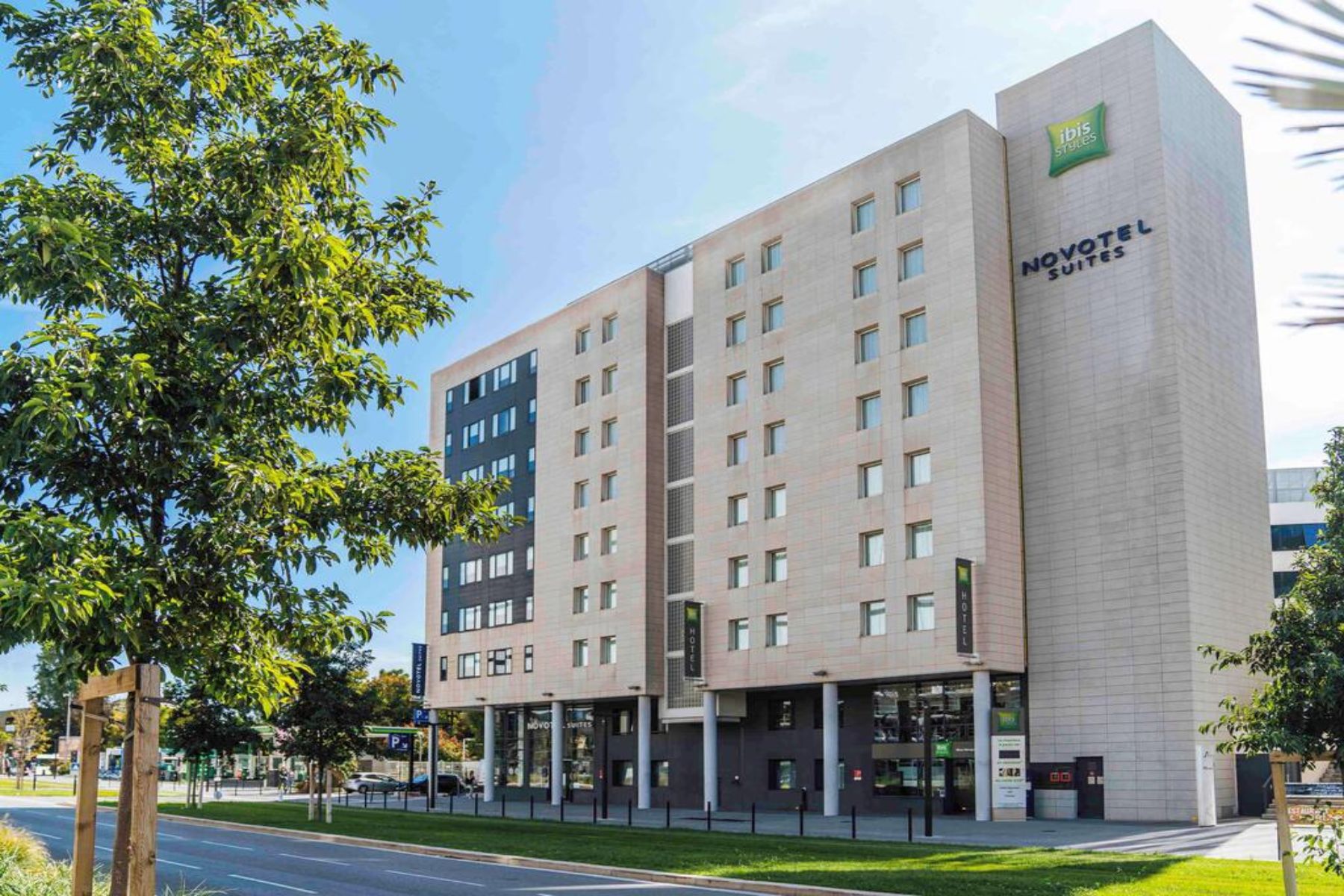 ibis Styles Nice Airport Arenas - Tap to explore photos