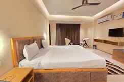 Hotel The Polo
