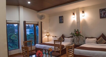 Corbett Tigers n Trees Room Type - Family Suite