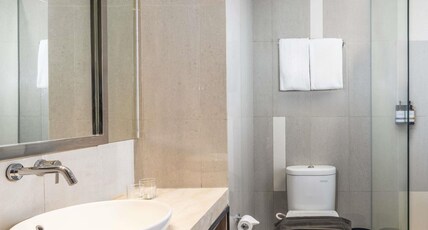Mercure Jayapura Room Type - Standard Room with 2 single beds