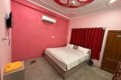 Hotel dharma palace