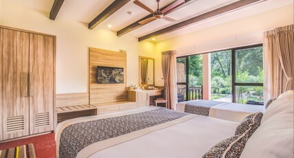 JAGATPUR LODGE BY ANNAPURNA Room Type - SPACIOUS DELUXE ROOMS JAGATPUR LODGE BY ANNAPURNA Room Type - SPACIOUS DELUXE ROOMS