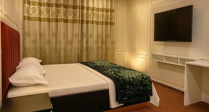 Koh E Nosh Room Type - Double Room