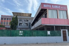 Hotel Rawat Palace
