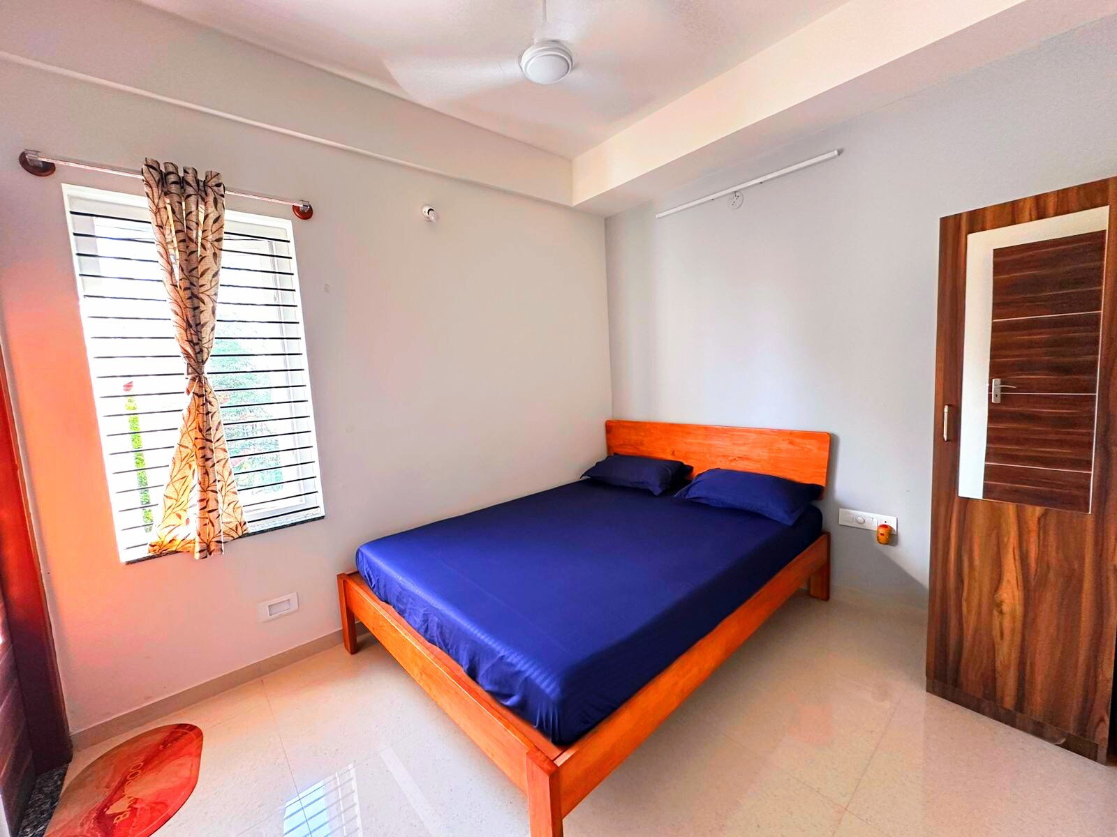 Compact yet beautiful 1bhk 201 - Tap to explore photos