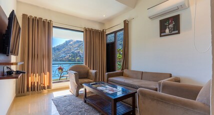 The Lake Heritage@ Bhimtal Lake Room Type - Garden Suite with Jacuzzi and Balcony