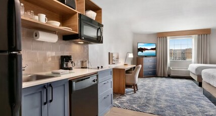 Candlewood Suites Champaign-Urbana University Area Room Type - 2 Dbl Studio Ste Comm Mobil Access Tub