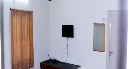 ARUNA RESIDENCY Room Type - DELUXE non AC ROOM
