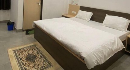 FabHotel Prime V Hazratganj Room Type - Deluxe Room
