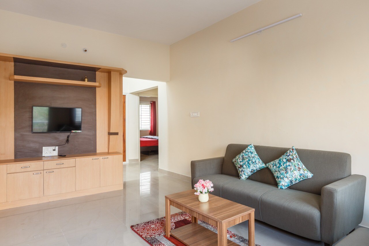 Misty Meridian Serviced Apartment - Tap to explore photos