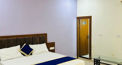 Rose Villa Room Type - DELUX ROOM