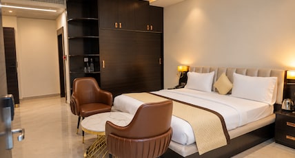 HOTEL CAPITAL INN, Greater Noida Room Type - Deluxe Room HOTEL CAPITAL INN, Greater Noida Room Type - Deluxe Room