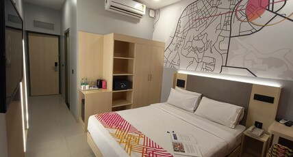 Ginger Pondicherry Room Type - Luxe Queen Room Ginger Pondicherry Room Type - Luxe Queen Room