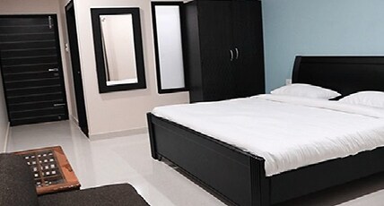 Hotel Cedar Plaza Room Type - Deluxe Room