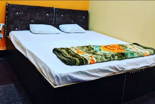ABY'S ENCLAVE