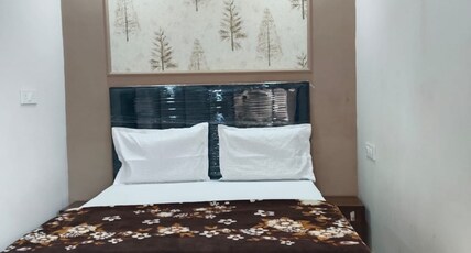 Park's Hotel Room Type - ROOM NO- 207 ( AC ROOM) Park's Hotel Room Type - ROOM NO- 207 ( AC ROOM)