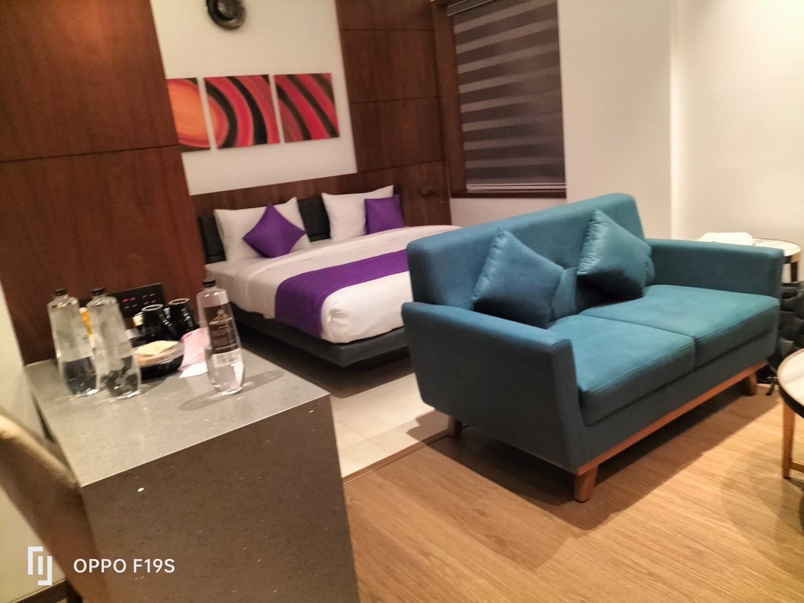 SRS Suites - Tap to explore photos