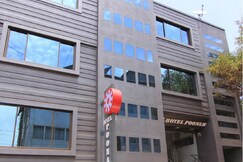 HOTEL POONAM