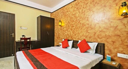 Hotel Anand Palace Room Type - Deluxe Room