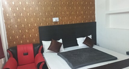 Hotel Himalaya  and Restaurant Room Type - Standard Room - AC