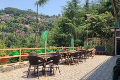 Rashal Stay Shimla by GhumoG