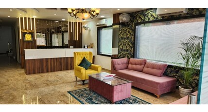 Hotel Grand View Room Type - Deluxe Room