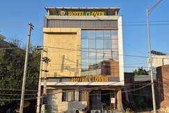 Hotel Clover