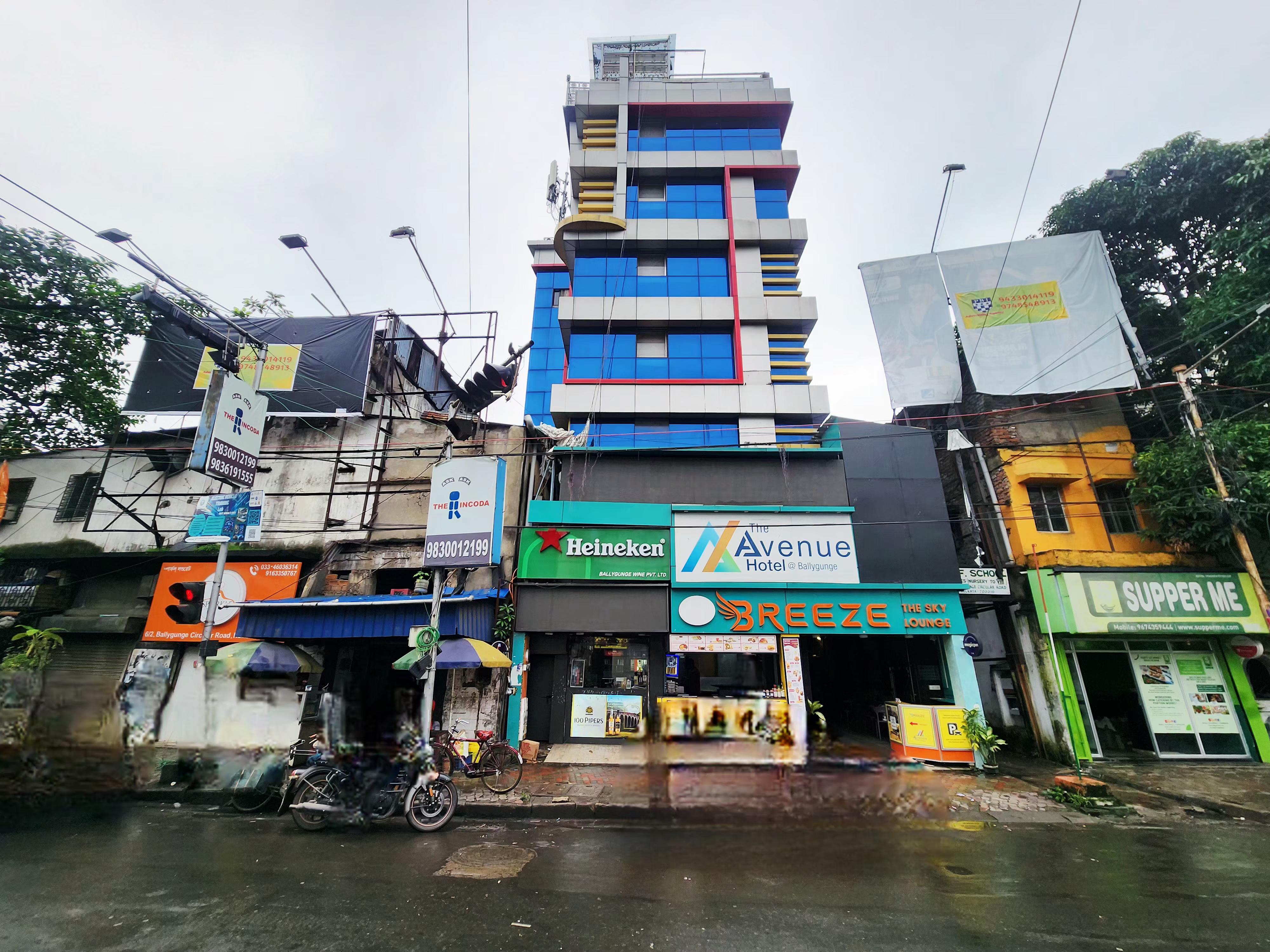 THE AVENUE HOTEL@Ballygunge - Tap to explore photos
