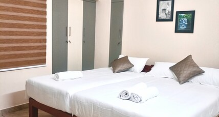 BRENDAN HOMESTAY Room Type - Triple bedroom with Shared Dining Area