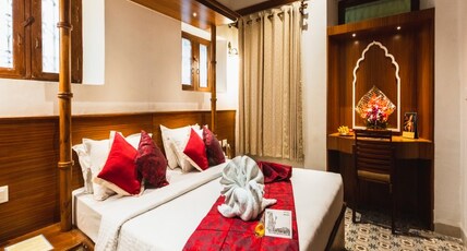 KSTDC Hotel Mayura Hoysala Mysore Room Type - VVIP Suite Room
