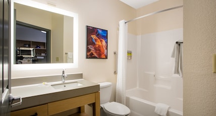 Candlewood Suites APEX RALEIGH AREA, an IHG hotel Room Type - Studio Suite