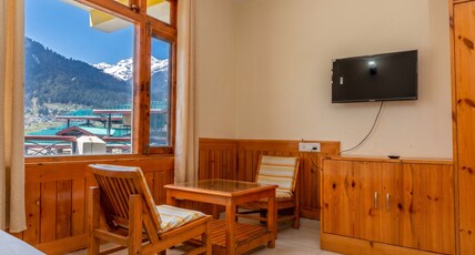 Trippeaze Room Type - Family Suite with Mountain View