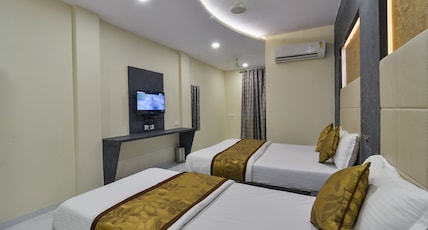 Hotel Aroma Room Type - Superior Triple Room AC